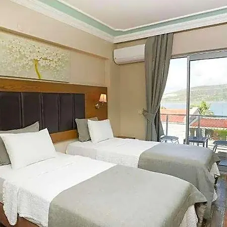 Hotel Venezia Alacati 5*