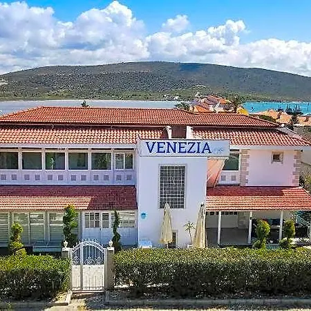 Venezia Alacati 5*