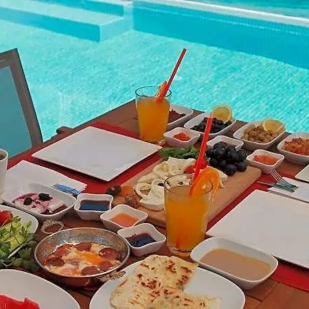 Venezia Alacati ホテル 5*